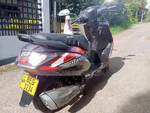 Hero Dash 2016 Motorbike (Used)