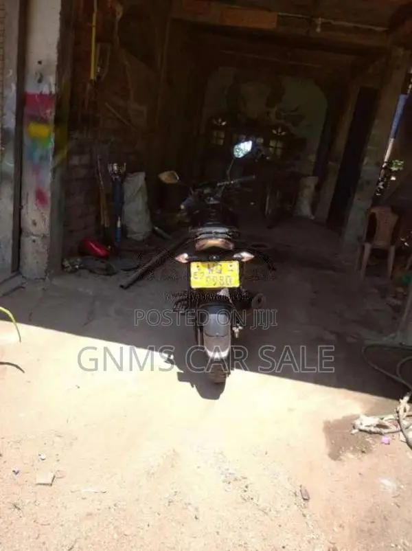 Bajaj Pulsar 2011 motorcycle (Used)