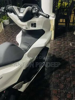Honda Pcx 2025 Motorbike (Used)