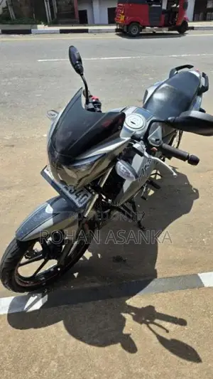 TVS Apache 2017 Motorbike (Used)