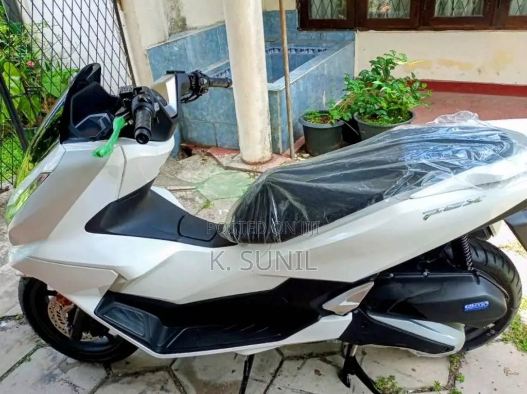 Honda PCX 125cc 2026 Motorbike Unregistered (Recondition)