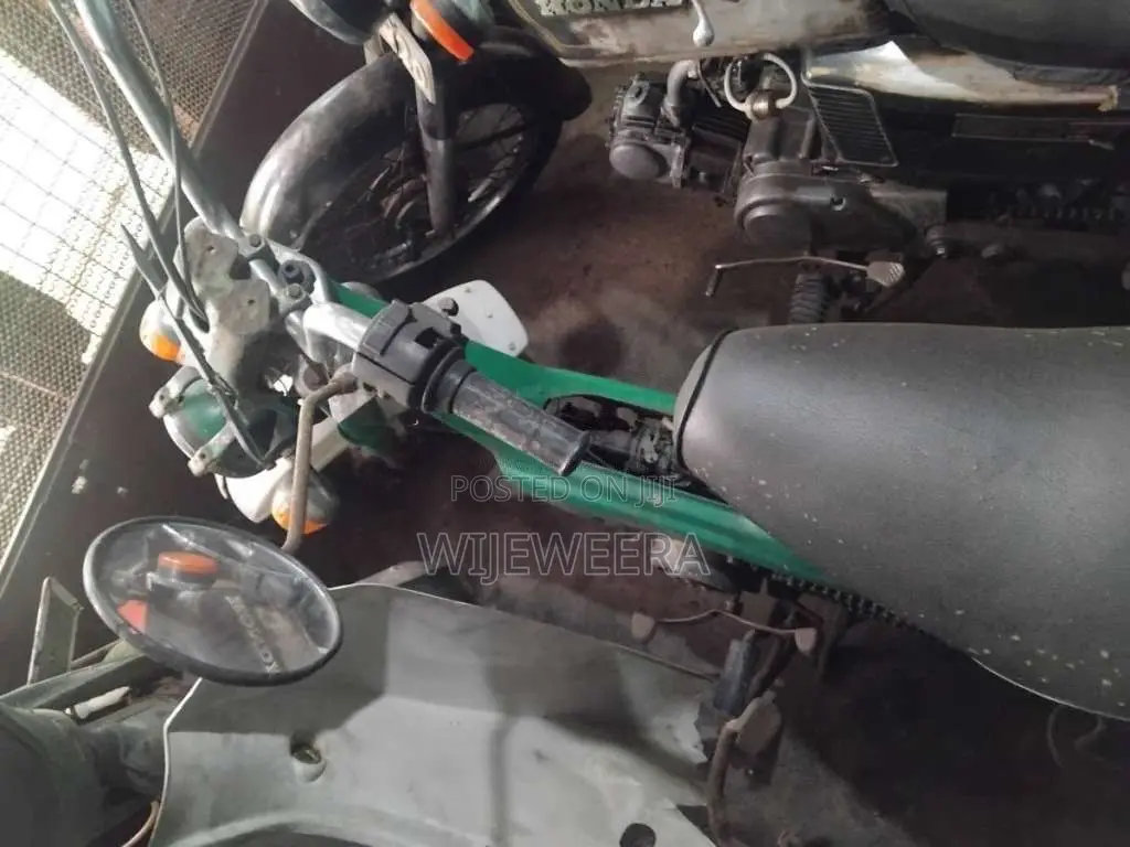Honda Chaly 1995 Motorbike (Used)