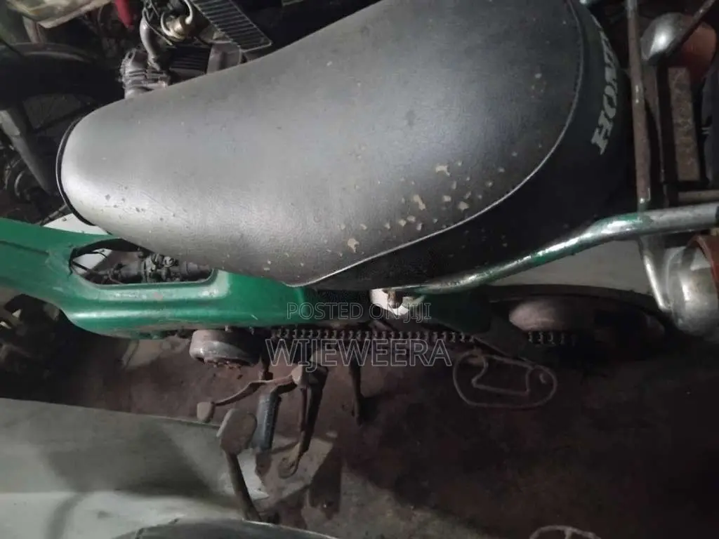 Honda Chaly 1995 Motorbike (Used)