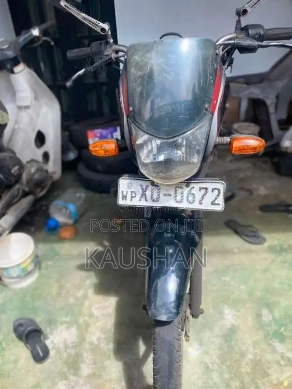 Bajaj Platina 2012 Motorbike (Used)