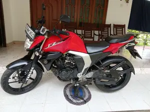 Yamaha Fz Version 2.0 2015 Motorbike (Used)