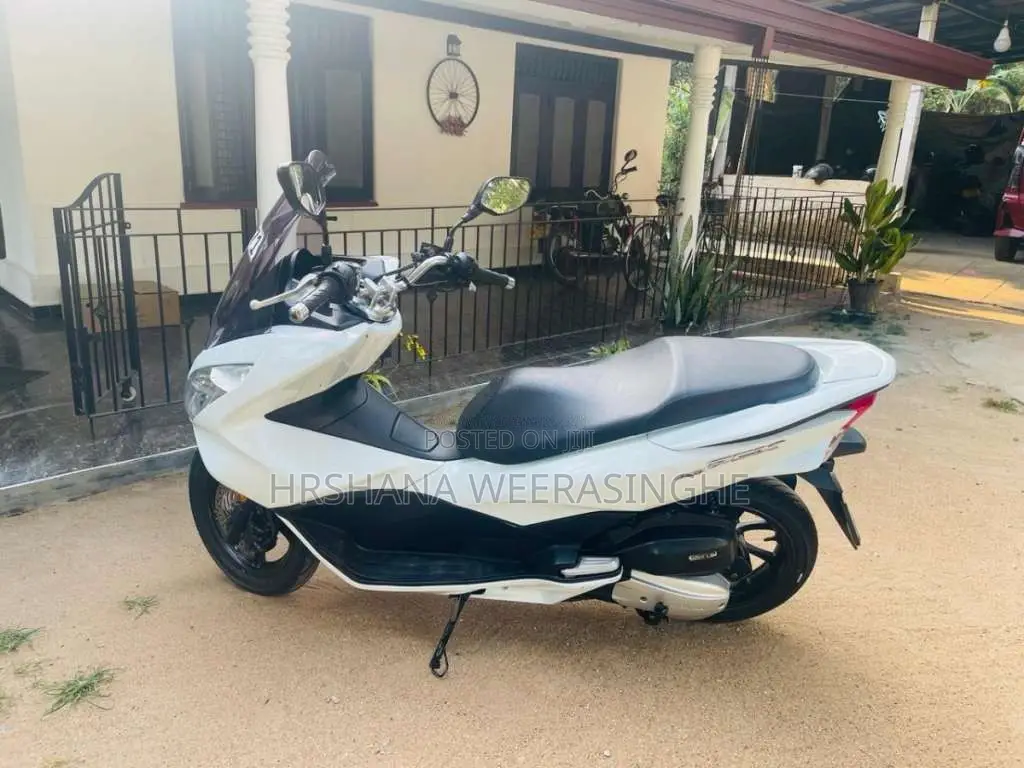 Honda Pcx150 2019 Motorbike (Used)