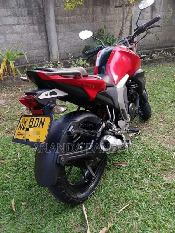 Yamaha Fz Version 2.0 2015 Motorbike (Used)