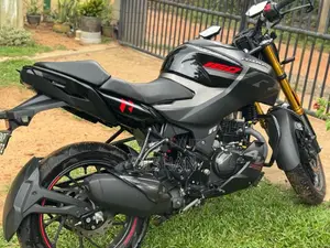 Hero Hunk 2026 Motorbike (Used)