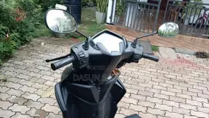 Yamaha ZR 2018 Motorbike (Used)