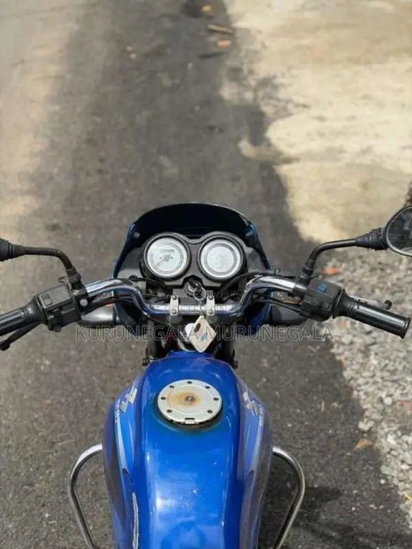 Bajaj Platina 2010 Motorbike (Used)