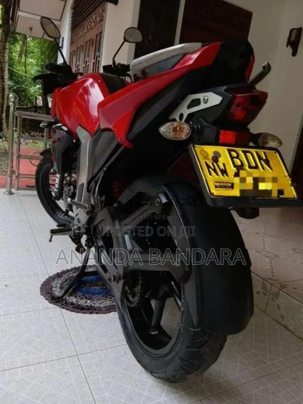Yamaha Fz Version 2.0 2015 Motorbike (Used)