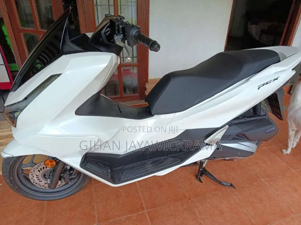 Honda Pcx 125cc 2025 Motorbike Brand New