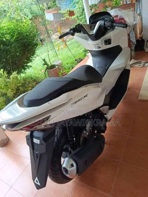 Honda Pcx 125cc 2025 Motorbike Brand New