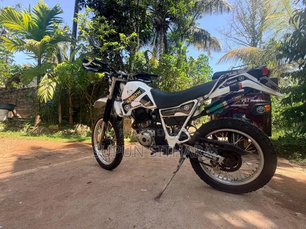 Yamaha Serow 2000 Motorbike (Used)
