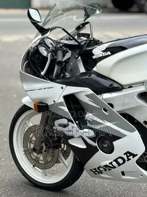Honda Cbr 250rr Gullarm 2011 Motorbike (Used)