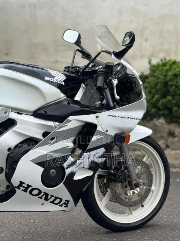 Honda Cbr 250rr Gullarm 2011 Motorbike (Used)