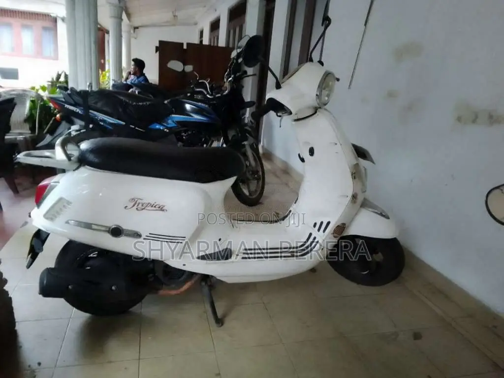 Demak Tropica 2016 Motorbike (Used)