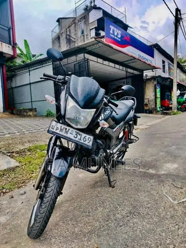 Hero-Honda HUNK 2011 Motorbike (Used)