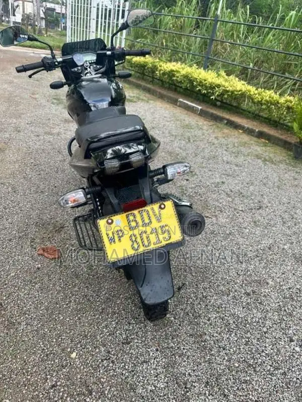 Bajaj Pulsar 2016 Motorbike (Used)