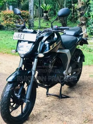 Yamaha Fz Version 2.0 2016 Motorbike (Used)