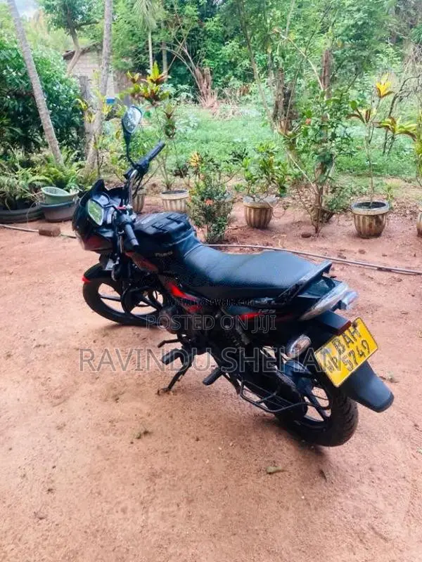 Bajaj Discover 125 2014 Motorbike (Used)