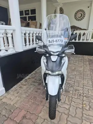 Honda SH 150 2025 Motorbike (Used)