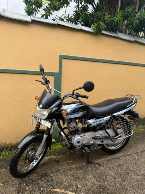 Bajaj CT-100 2014 Motorbike (Used)