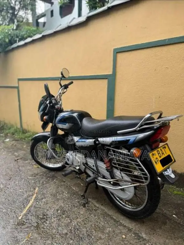 Bajaj CT-100 2014 Motorbike (Used)