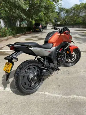 Honda Cb Hornet 2016 Motorbike (Used)