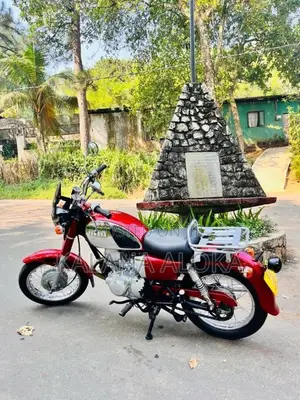 Yamaha Yd125 2001 Motorbike (Used)