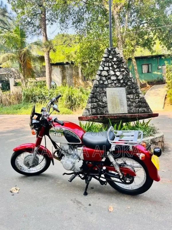 Yamaha Yd125 2001 Motorbike (Used)