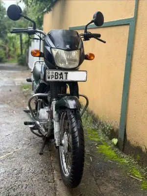 Bajaj CT-100 2014 Motorbike (Used)