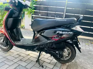 Hero Pleasure 2012 Motorbike (Used)