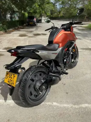 Honda Cb Hornet 2016 Motorbike (Used)