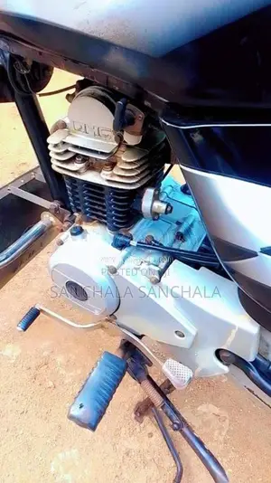Bajaj CT-100 2014 Motorbike (Used)