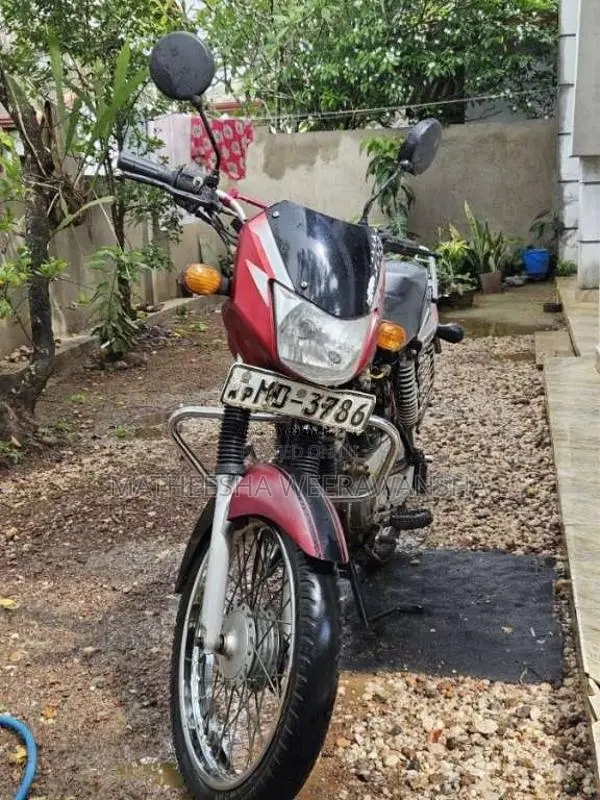 Bajaj CT-100 2005 Motorbike (Used)