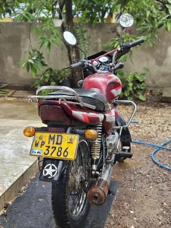 Bajaj CT-100 2005 Motorbike (Used)