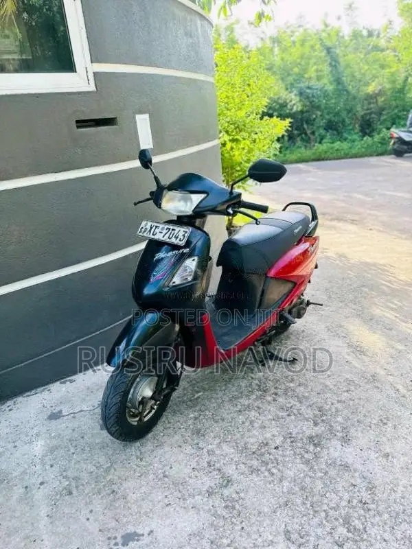 Hero Pleasure 2012 Motorbike (Used)