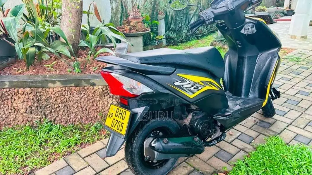 Honda Dio 2019 Motorbike (Used)