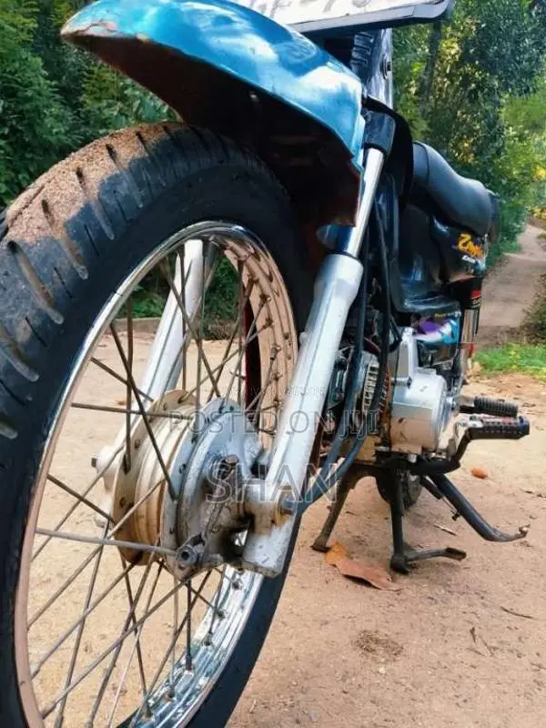 Zongshen 100 2000 Motorbike (Used)