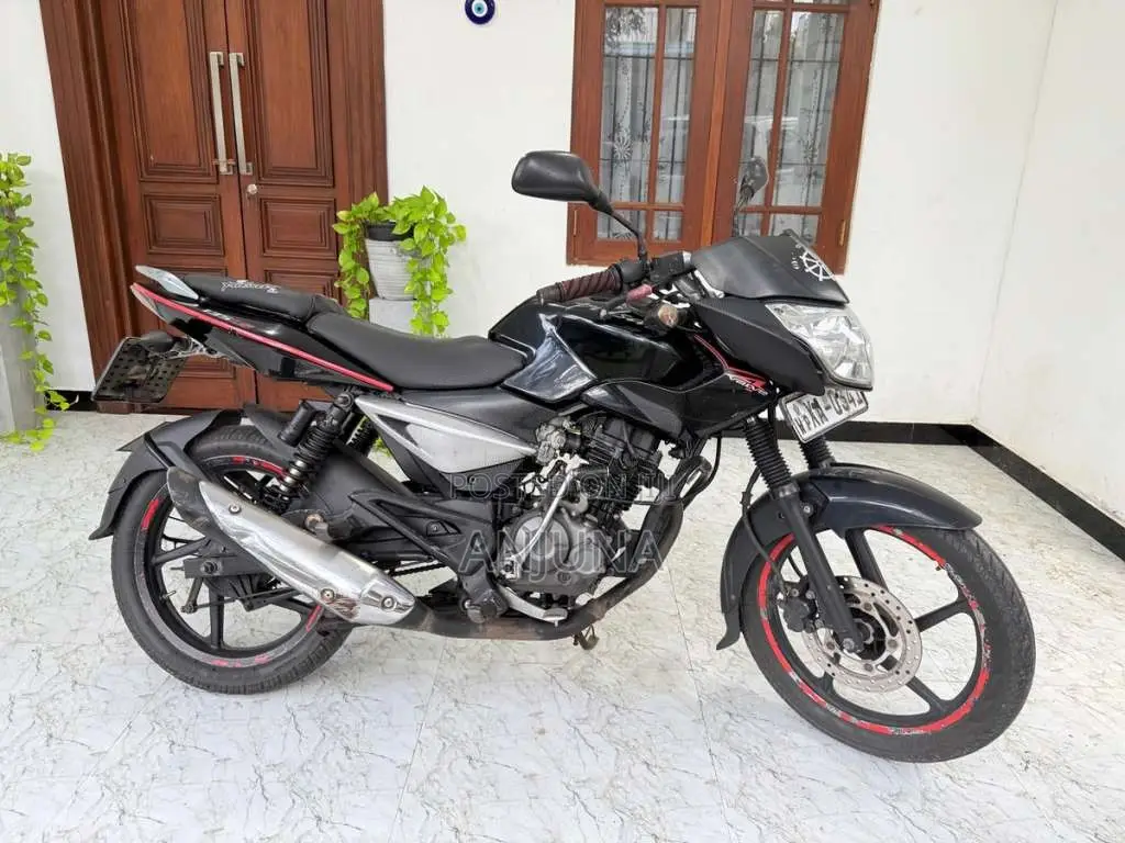 Bajaj Pulsar 2011 Motorbike (Used)