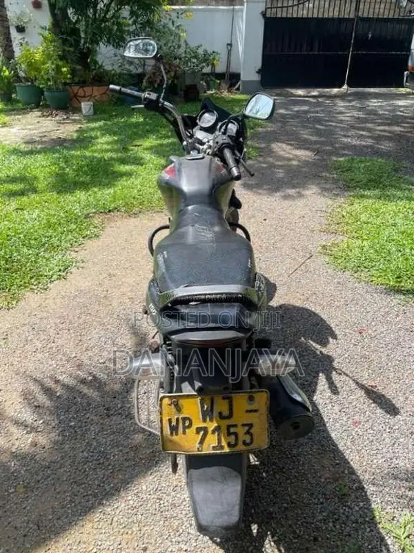 Bajaj Discover 2010 Motorbike (Used)