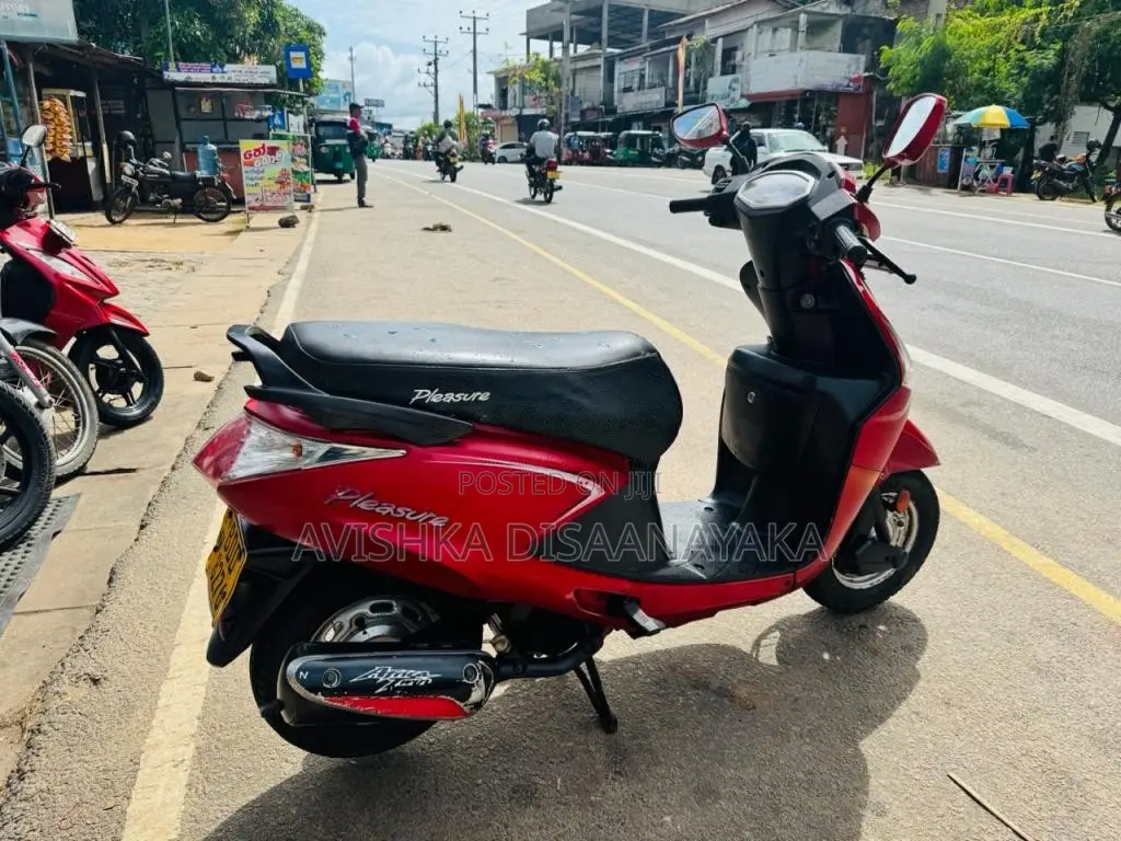 Hero Pleasure 2015 Motorbike (Used)