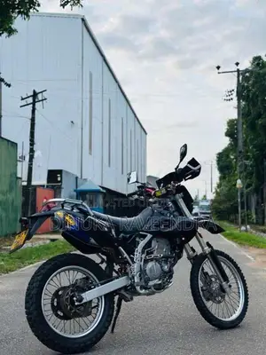 Kawasaki Klx 250 2002 Motorbike (Used)