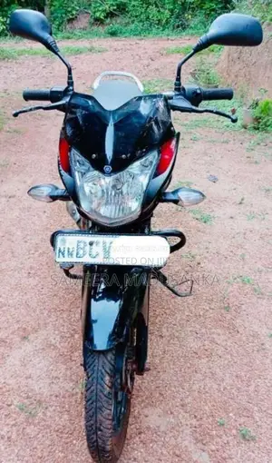 Bajaj Discover 2015 Motorbike (Used)