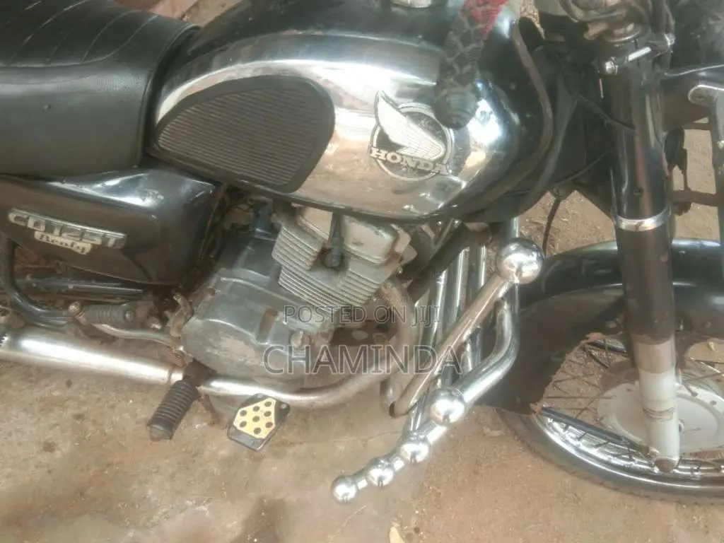 Honda Cd 125benly 2004 Motorbike (Used)