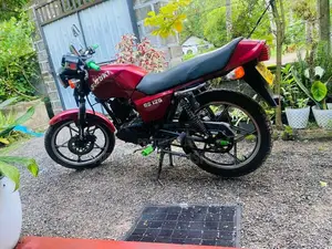 Suzuki GN125 1997 Motorbike (Used)