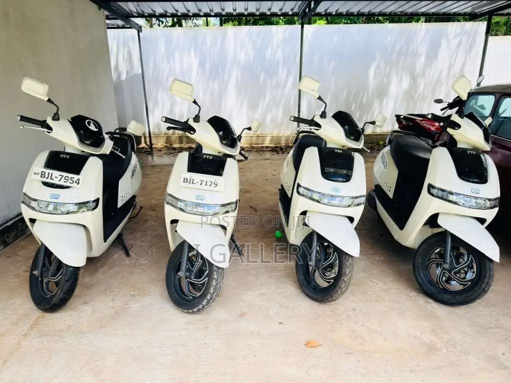 TVS IQube 2025 Motorbike (Used)