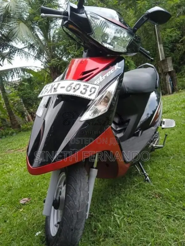 TVS Scooty Streak 2011 Motorbike (Used)