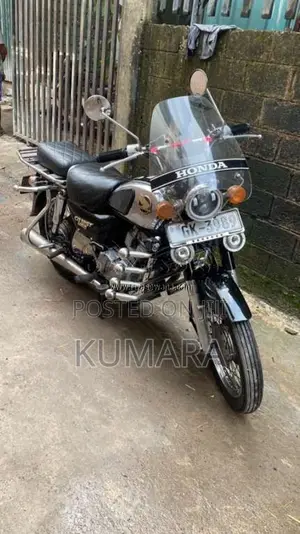 Honda CD125 Benly 1999 Motorbike (Used)